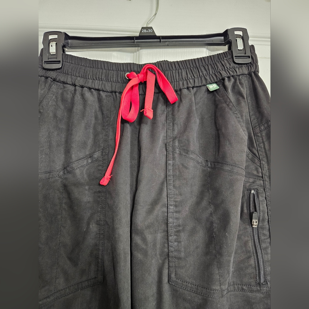 MEDICLO BLACK Women's Scrub Set XS (Joggers Petite Length) EUC - Picture 15 of 16
